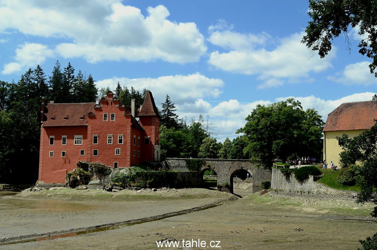 Červená Lhota a České Budějovice